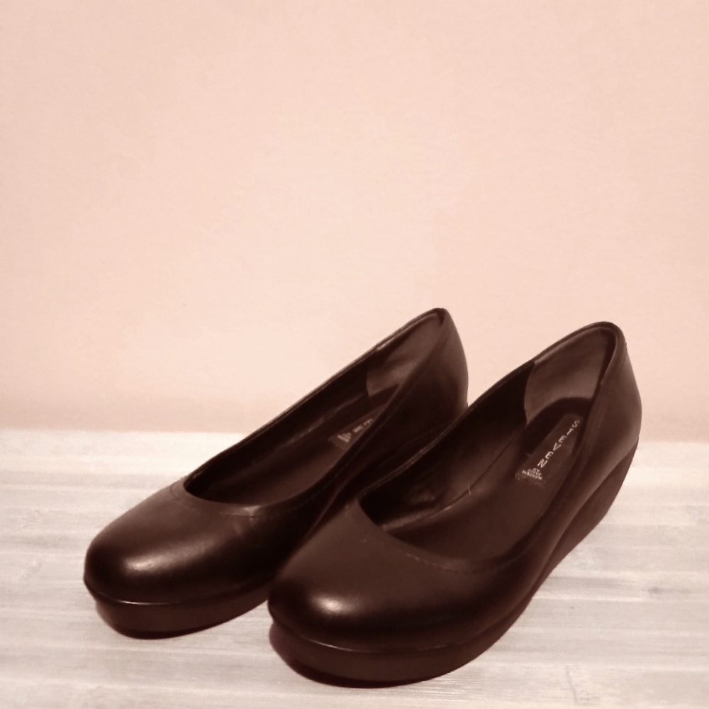 SOLD Steven By Steve Madden Fiori Wedge Pumps